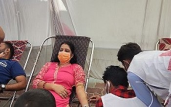 रेडियो बीरगंजको वार्षिक उत्सवमा २५ महिला सहित ३ सय १६ जनाद्धारा रतmदान